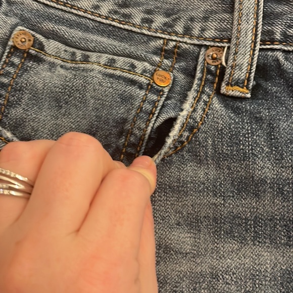 Lucky Brand 181 Relaxed Straight W34x32L - Picture 4 of 5